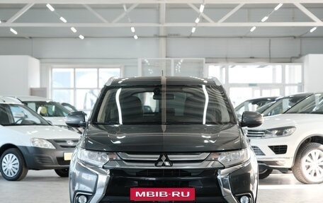Mitsubishi Outlander III рестайлинг 3, 2015 год, 1 849 000 рублей, 3 фотография