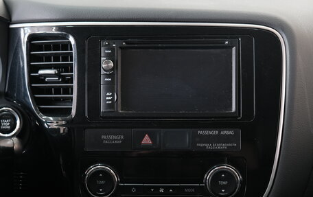 Mitsubishi Outlander III рестайлинг 3, 2015 год, 1 849 000 рублей, 16 фотография