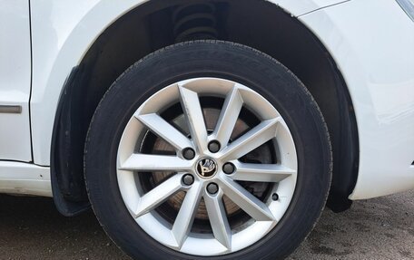 Skoda Superb III рестайлинг, 2014 год, 1 249 000 рублей, 22 фотография
