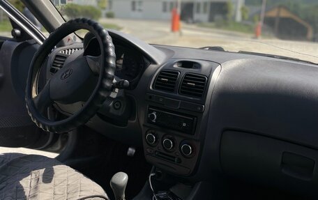 Hyundai Accent II, 2004 год, 415 000 рублей, 17 фотография