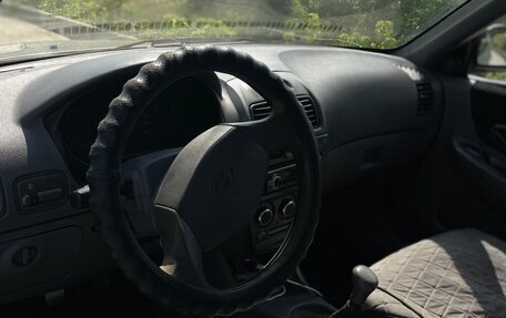 Hyundai Accent II, 2004 год, 415 000 рублей, 12 фотография