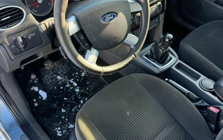 Ford Focus II рестайлинг, 2005 год, 300 000 рублей, 2 фотография
