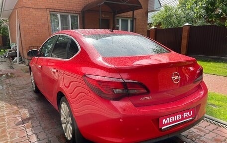 Opel Astra J, 2012 год, 980 000 рублей, 3 фотография