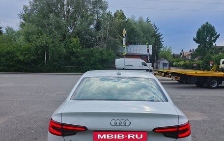 Audi A4, 2018 год, 2 500 000 рублей, 6 фотография
