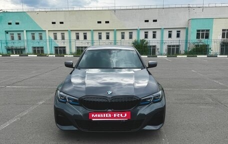 BMW 3 серия, 2021 год, 3 300 000 рублей, 3 фотография