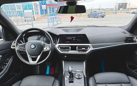BMW 3 серия, 2021 год, 3 300 000 рублей, 25 фотография