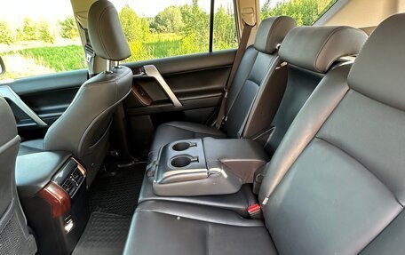 Toyota Land Cruiser Prado 150 рестайлинг 2, 2016 год, 4 350 000 рублей, 15 фотография
