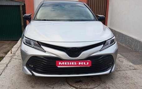 Toyota Camry, 2018 год, 2 110 000 рублей, 11 фотография