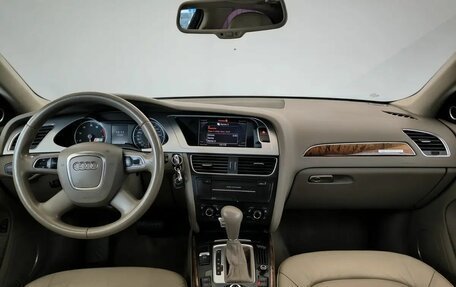 Audi A4, 2011 год, 970 000 рублей, 5 фотография