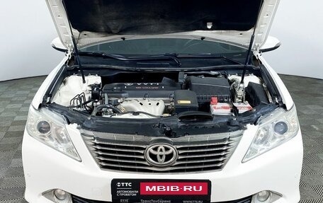 Toyota Camry, 2012 год, 1 520 000 рублей, 11 фотография