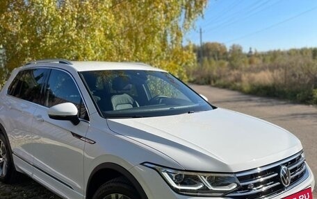 Volkswagen Tiguan II, 2021 год, 3 450 000 рублей, 7 фотография