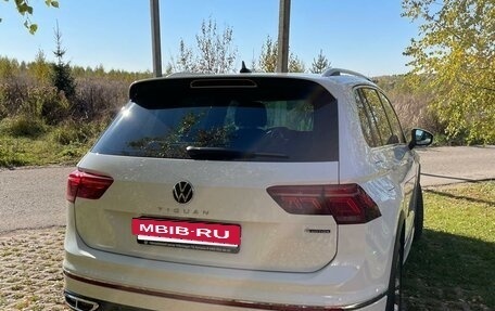 Volkswagen Tiguan II, 2021 год, 3 450 000 рублей, 4 фотография