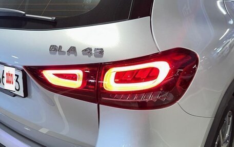 Mercedes-Benz GLA AMG, 2022 год, 4 100 000 рублей, 8 фотография