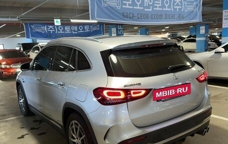 Mercedes-Benz GLA AMG, 2022 год, 4 100 000 рублей, 6 фотография