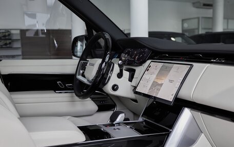 Land Rover Range Rover IV рестайлинг, 2025 год, 23 900 000 рублей, 9 фотография