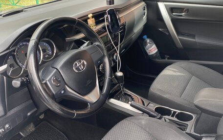 Toyota Corolla, 2015 год, 1 700 000 рублей, 7 фотография
