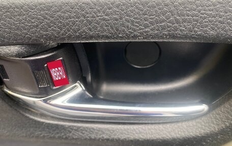 Toyota Corolla, 2015 год, 1 700 000 рублей, 13 фотография