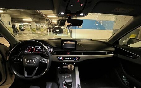 Audi A4, 2018 год, 2 160 000 рублей, 6 фотография