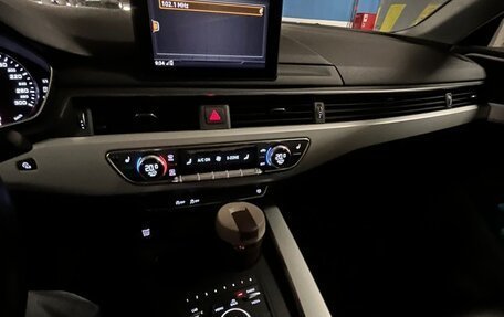 Audi A4, 2018 год, 2 160 000 рублей, 9 фотография
