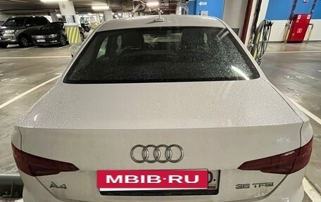 Audi A4, 2018 год, 2 160 000 рублей, 4 фотография
