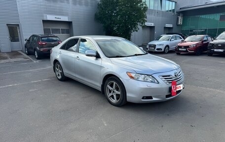 Toyota Camry, 2008 год, 770 000 рублей, 2 фотография