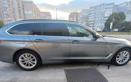 BMW 5 серия, 2018 год, 2 700 000 рублей, 6 фотография