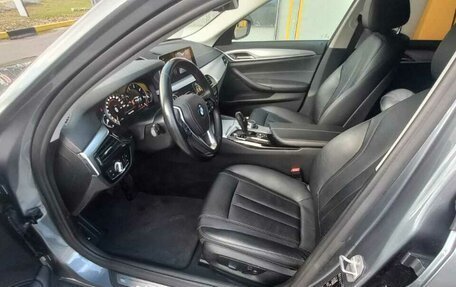 BMW 5 серия, 2018 год, 2 700 000 рублей, 17 фотография