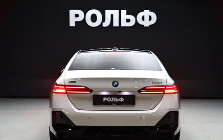 BMW 5 серия, 2023 год, 8 300 000 рублей, 4 фотография