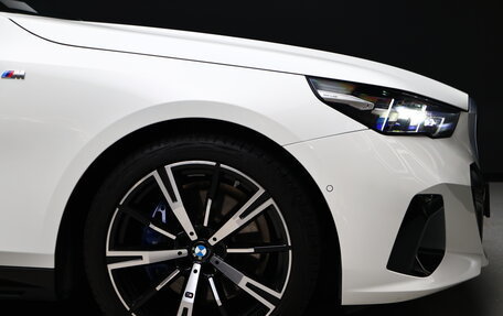 BMW 5 серия, 2023 год, 8 300 000 рублей, 7 фотография