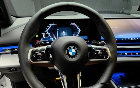 BMW 5 серия, 2023 год, 8 300 000 рублей, 29 фотография