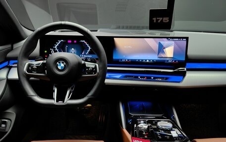 BMW 5 серия, 2023 год, 8 300 000 рублей, 28 фотография