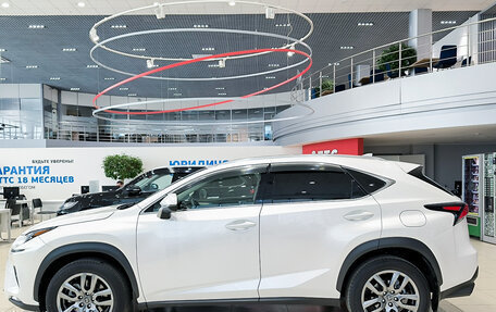 Lexus NX I, 2017 год, 3 390 000 рублей, 10 фотография