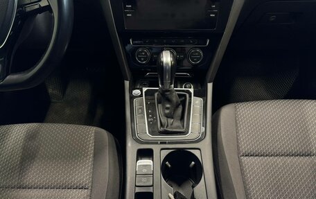 Volkswagen Passat B8 рестайлинг, 2017 год, 1 599 000 рублей, 13 фотография
