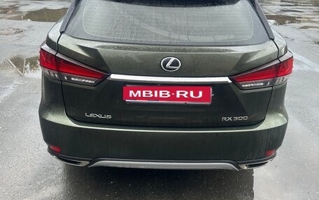 Lexus RX IV рестайлинг, 2020 год, 4 990 000 рублей, 5 фотография
