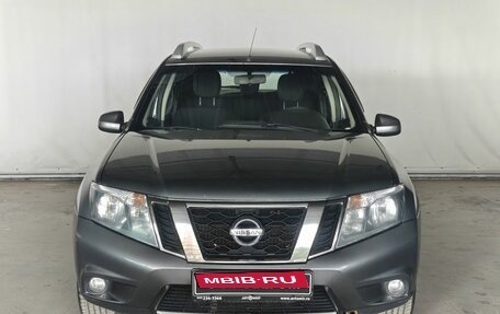 Nissan Terrano III, 2015 год, 955 000 рублей, 2 фотография