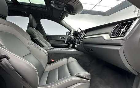 Volvo XC60 II, 2022 год, 3 079 000 рублей, 13 фотография