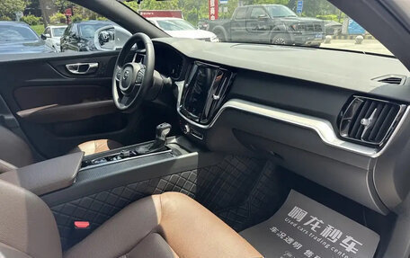 Volvo S60 III, 2022 год, 2 215 000 рублей, 2 фотография