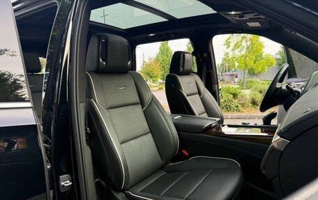 Cadillac Escalade V, 2023 год, 13 710 000 рублей, 10 фотография