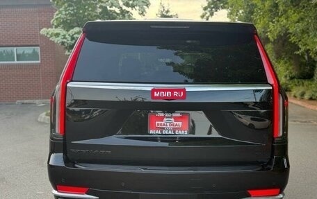 Cadillac Escalade V, 2023 год, 13 710 000 рублей, 6 фотография