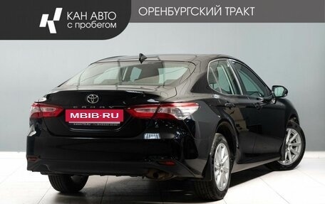 Toyota Camry, 2021 год, 2 725 000 рублей, 3 фотография