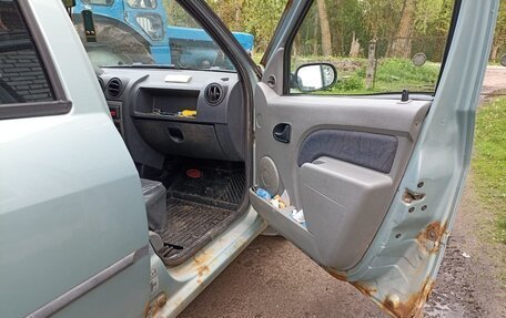 Renault Logan I, 2006 год, 250 000 рублей, 4 фотография