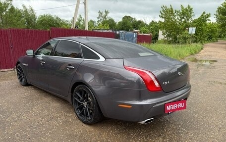 Jaguar XJ IV (X351), 2010 год, 1 880 000 рублей, 5 фотография