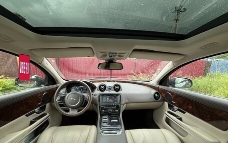 Jaguar XJ IV (X351), 2010 год, 1 880 000 рублей, 19 фотография