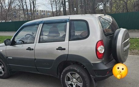 Chevrolet Niva I рестайлинг, 2015 год, 705 000 рублей, 7 фотография
