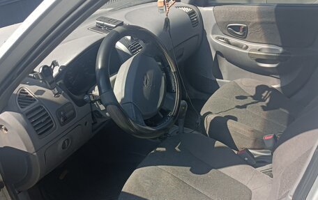 Hyundai Accent II, 2004 год, 230 000 рублей, 2 фотография