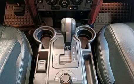 Land Rover Discovery III, 2007 год, 900 000 рублей, 16 фотография