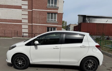 Toyota Vitz, 2012 год, 870 000 рублей, 11 фотография