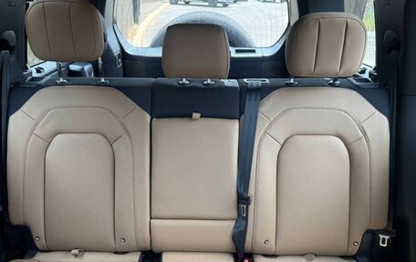 Land Rover Defender II, 2025 год, 11 325 000 рублей, 13 фотография