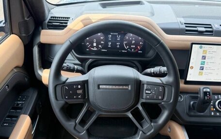Land Rover Defender II, 2025 год, 11 325 000 рублей, 10 фотография