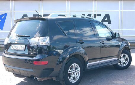 Mitsubishi Outlander III рестайлинг 3, 2008 год, 987 000 рублей, 2 фотография
